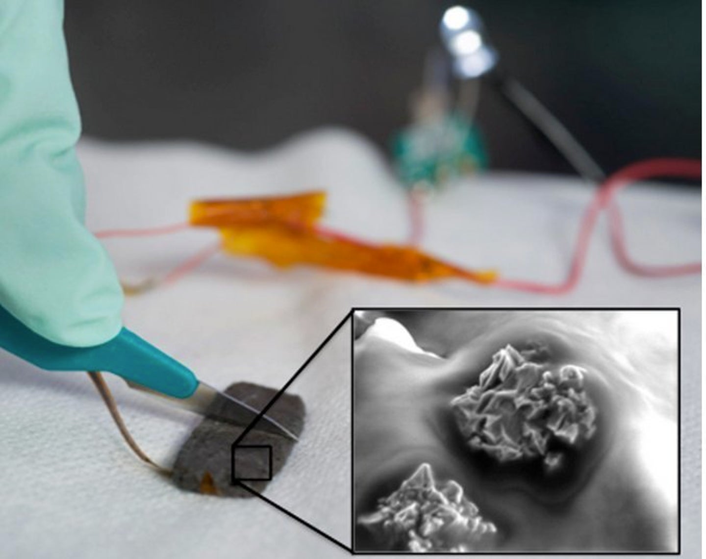 Plastic 'Skin:' New Synthetic Polymer Has Self-Healing Properties ...