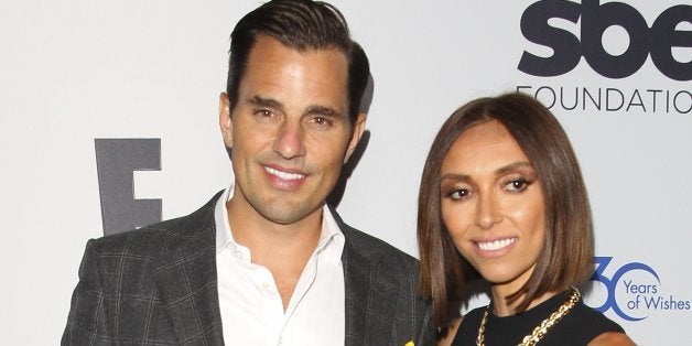 BEVERLY HILLS, CA - DECEMBER 04: Giuliana Rancic and Bill Rancic attend the Make-A-Wish Foundation of Greater Los Angeles 201