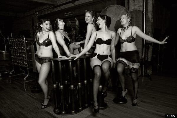 Windy City Burlesque Fest The Art Of Tease Returns To Its Chicago Roots Photos Huffpost Chicago 9987