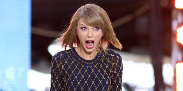 Taylor Swift performs on ABC's "Good Morning America" in Times Square on Thursday, Oct. 30, 2014, in New York. (Photo by Greg Allen/Invision/AP)