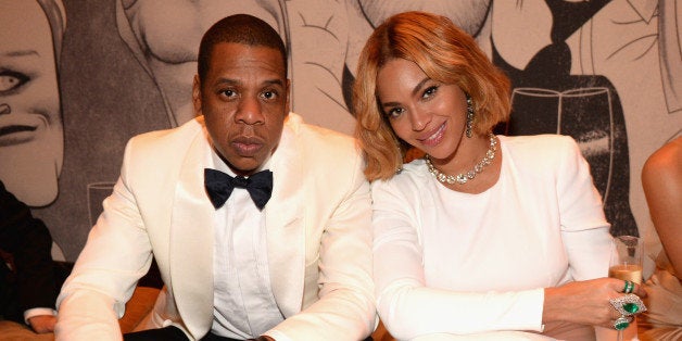 BEVERLY HILLS, CA - FEBRUARY 22: (EXCLUSIVE ACCESS, SPECIAL RATES APPLY) Jay Z and Beyonce attend the 2015 Vanity Fair Oscar Party hosted by Graydon Carter at the Wallis Annenberg Center for the Performing Arts on February 22, 2015 in Beverly Hills, California. (Photo by Kevin Mazur/VF15/WireImage)