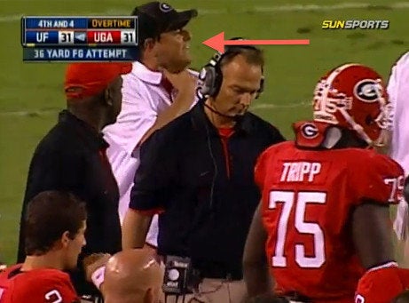 Todd Grantham, Georgia Defensive Coordinator, Gives Florida Kicker The Choke  Sign (VIDEO) | HuffPost null