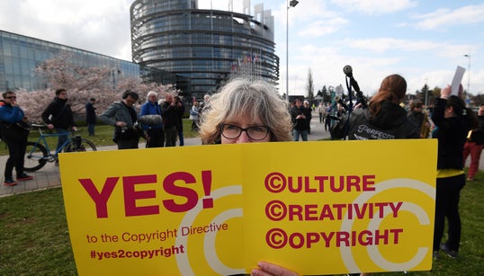 La réforme européenne du droit d’auteur est adoptée, voici ce que ça