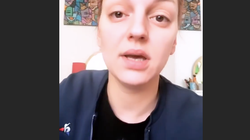 “Pour que ça change”: l’humoriste Laura Calu raconte l’agression qu’elle a subie avec son