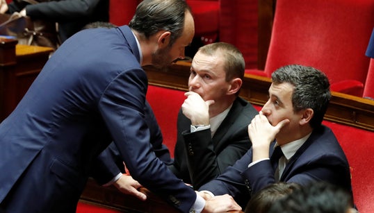 Contractuels, “détachement d’office”... Ce que prévoit la réforme de la fonction