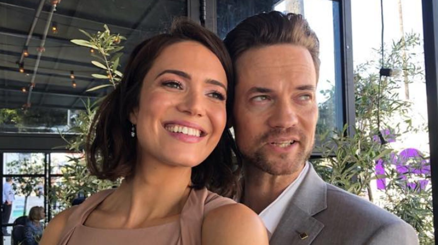 Mandy Moore Got A Hollywood Star But We Got A Walk To Remember Reunion Huffpost