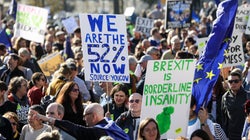 Le gouvernement rejette la pétition pour rester dans l’UE signée par 6 millions de