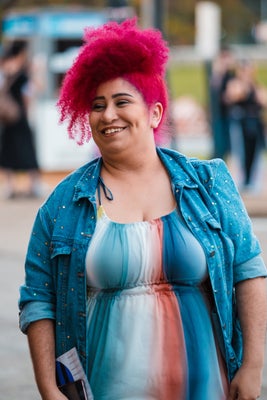 Is Dyeing Your Hair When You Re Pregnant Really That Bad Doctors Weigh In Huffpost Life