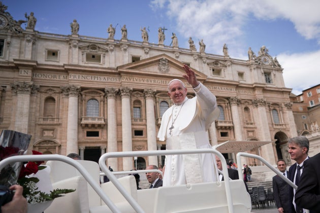 En vidéo, le pape François adresse un message au peuple