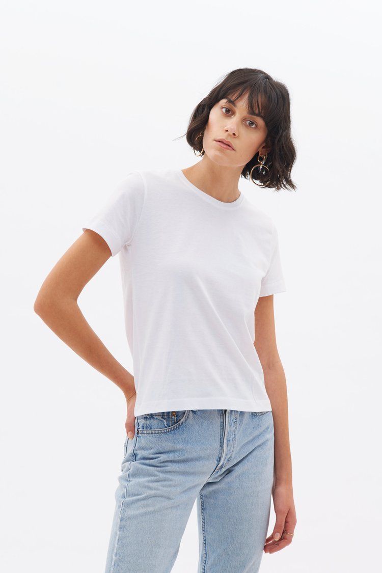 The 15 Best Places To Buy A Basic White Tee At Every Price Point ...