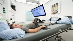 Être payé pour rester au lit, ça vous tente? La Nasa