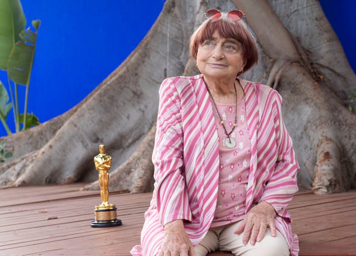 Director Agnes Varda poses with her Academy of Motion Picture Arts And Sciences' 9th Annual Governors Awards Honorary Award Statue during a brunch celebrating her career organized by the French Consulate in Los Angeles at La Residence de France on November 12, 2017 in Beverly Hills, California. (Photo by VALERIE MACON/AFP/Getty Images)