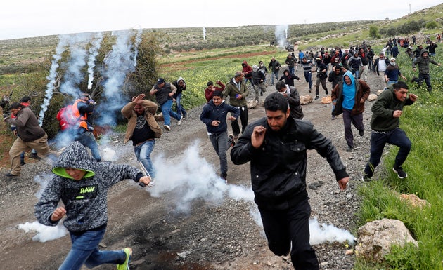 Εικόνα από επεισόδια που άρχισαν στις 29 Μαρτίου 2019, στα σύνορα της λωρίδας της Γάζας. 