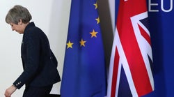 Quels scénarios après ce nouveau revers pour Theresa