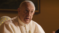 “Si j’avais pendu 100 curés...” Le pape défend sa stratégie face à la pédophilie dans