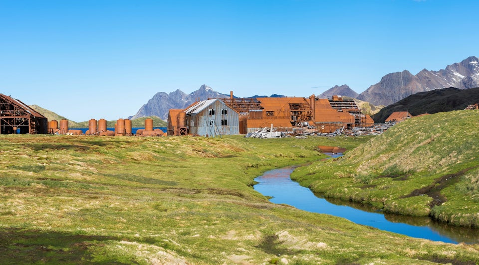 Ταξίδι στο πιο απομονωμένο μέρος της γης (1.400 χιλιόμετρα μακριά από τον