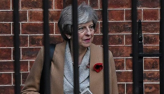 Comment Theresa May essaie de se libérer de la prison du