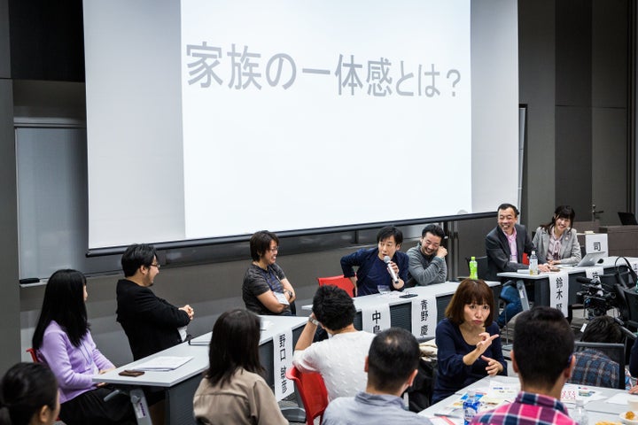 3月31日に明治大学で開かれたイベント「誰もがHappyになれる『家族のかたち』を考える 」