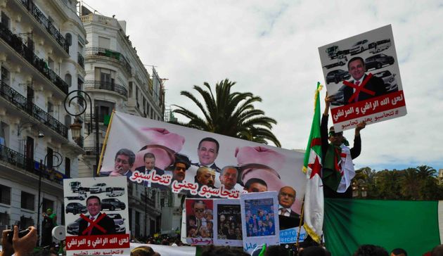Algérie: un éveil politique et