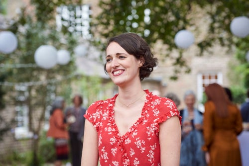 phoebe waller bridge red dress Phoebe Waller-Bridge Golden Globes 2019 in Galvan