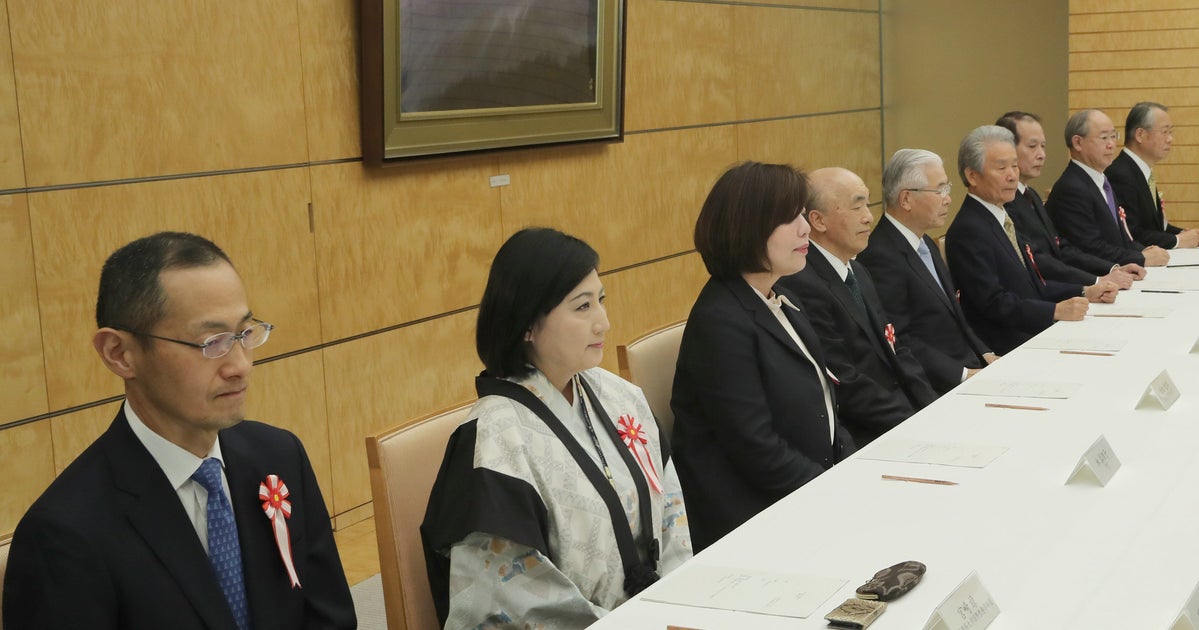 新元号決めた「有識者懇談会」のメンバーを「女性」と分類したテレビ番組が物議。その根底にある“当たり前”の意識とは？