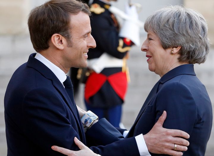 Emmanuel Macron and Theresa May meet in Paris
