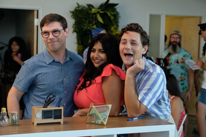 After Ryan tells his colleagues his limp is the result of a car accident, his newfound confidence helps him befriend Kim (Pun