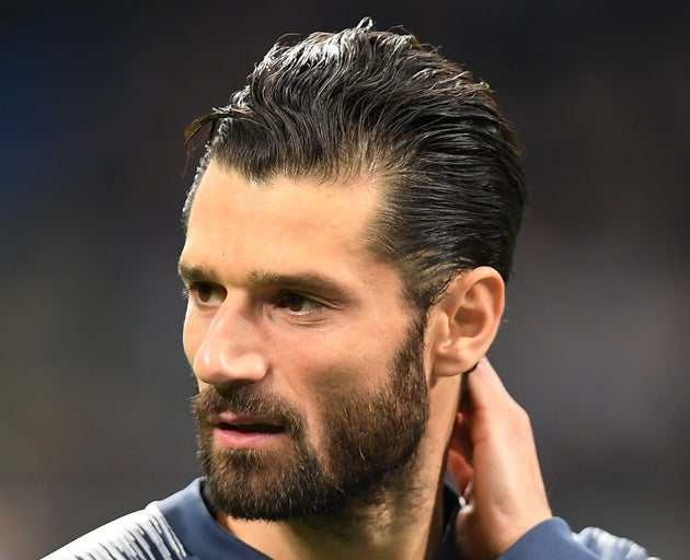 Un footballeur italien propose de payer les frais de cantine d'une petite fille d'origine