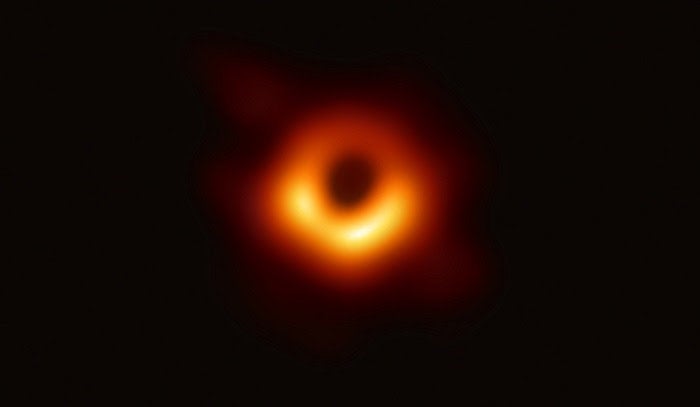 Voici La Premiere Photo D Un Trou Noir Supermassif M87 Le Huffpost