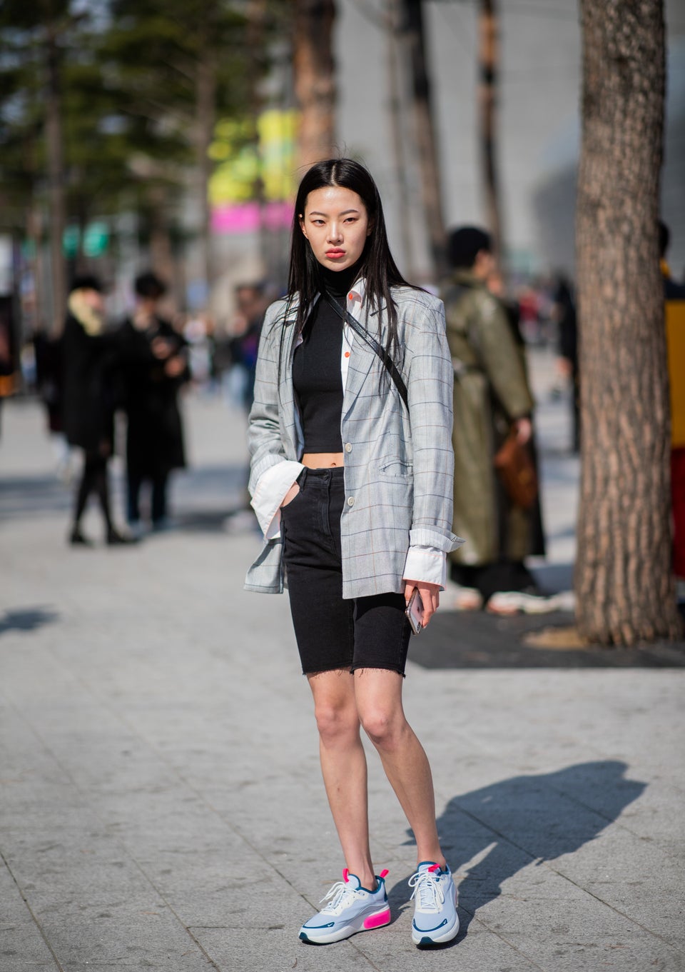 3,680 Seoul Fashion Week Street Style Stock Photos, High-Res