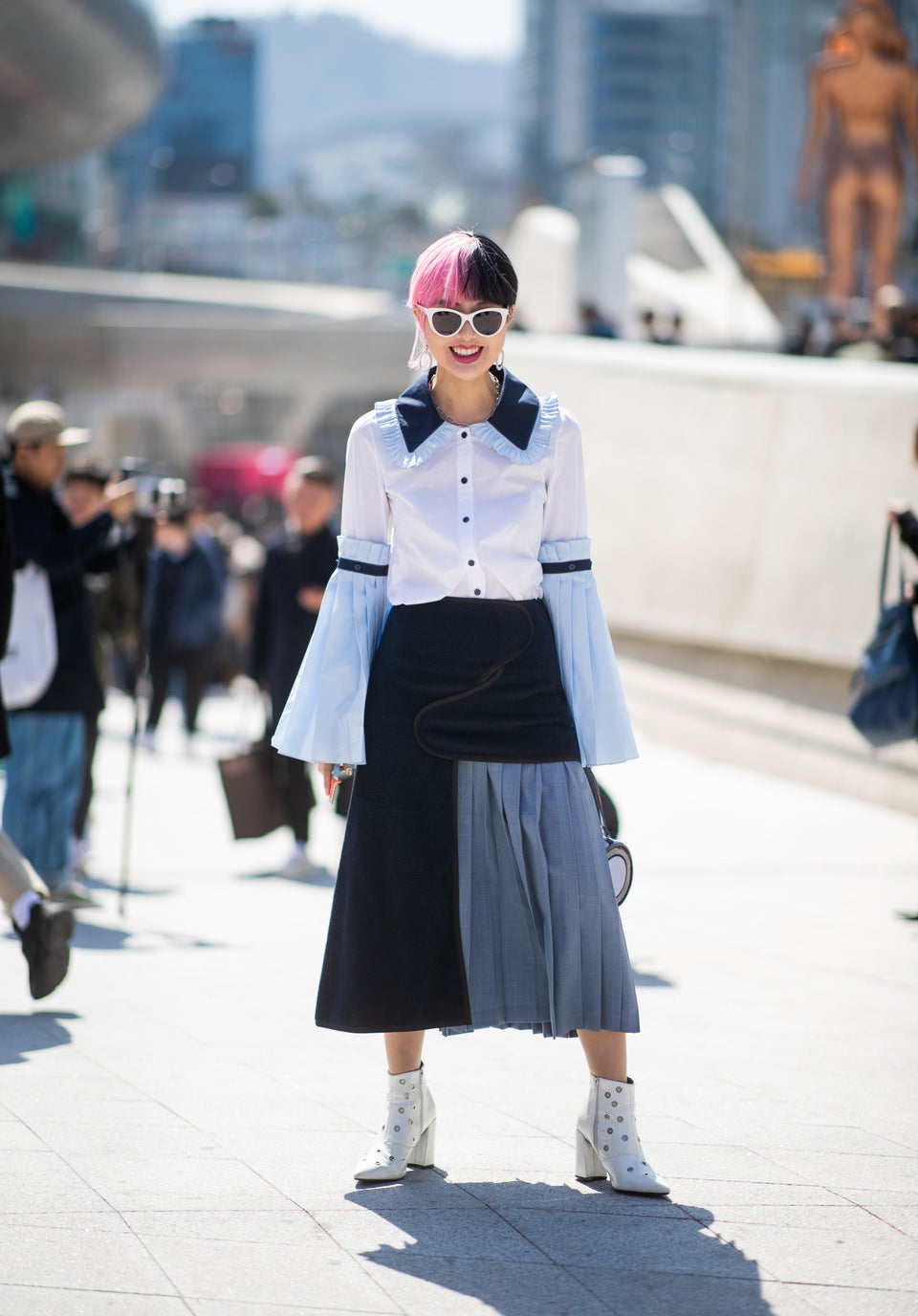 328 Street Style Hera Seoul Fashion Week Day 5 Stock Photos, High