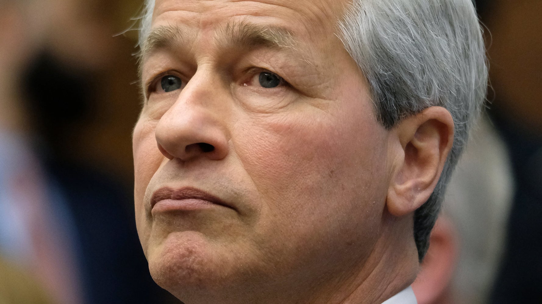 Katie Porter Stumps Jpmorgan Chase S Jamie Dimon With Question