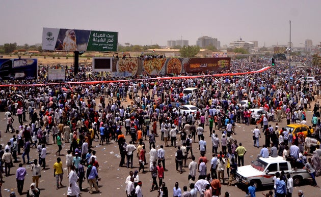 Soudan: Le président Omar el-Béchir destitué par