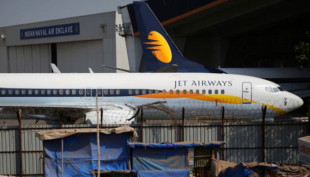 Ενα βήμα πριν το «κανόνι» η Jet Airways, σταματά τις διεθνείς