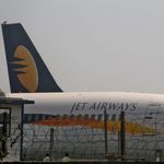 Ενα βήμα πριν το «κανόνι» η Jet Airways, σταματά τις διεθνείς