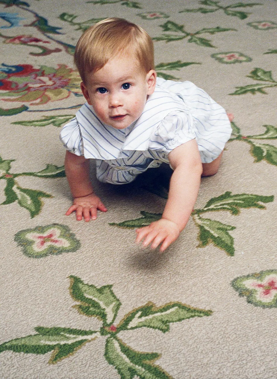 27 Adorable Baby Photos Of Prince Harry Huffpost Life