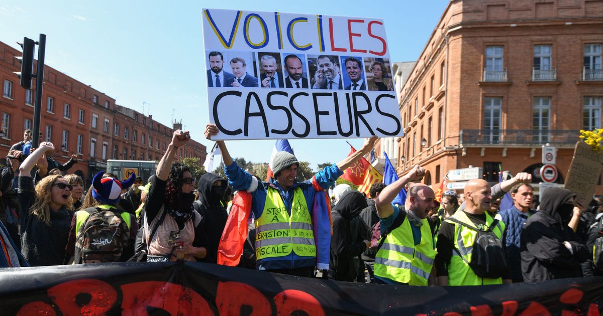 Gilets Jaunes Revivez Lacte 22 Le Huffington Post