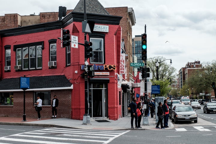 A MetroPCS storefront in Washington, D.C., is again bringing the sounds of the city's go-go music to the corner of Florida and Georgia avenues.