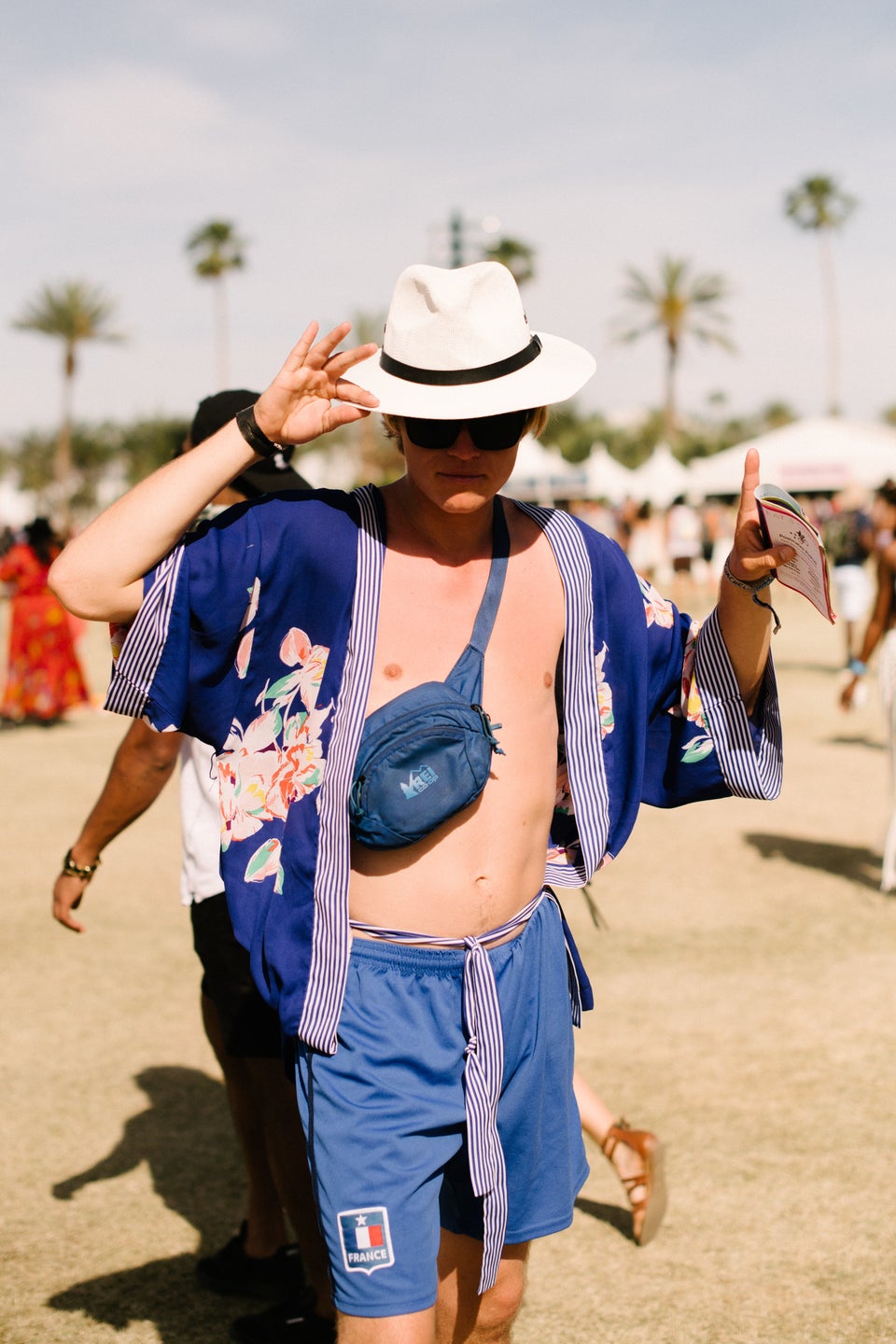 Rosalía outfit at Coachella 2019  Tracksuit women, Girly fashion