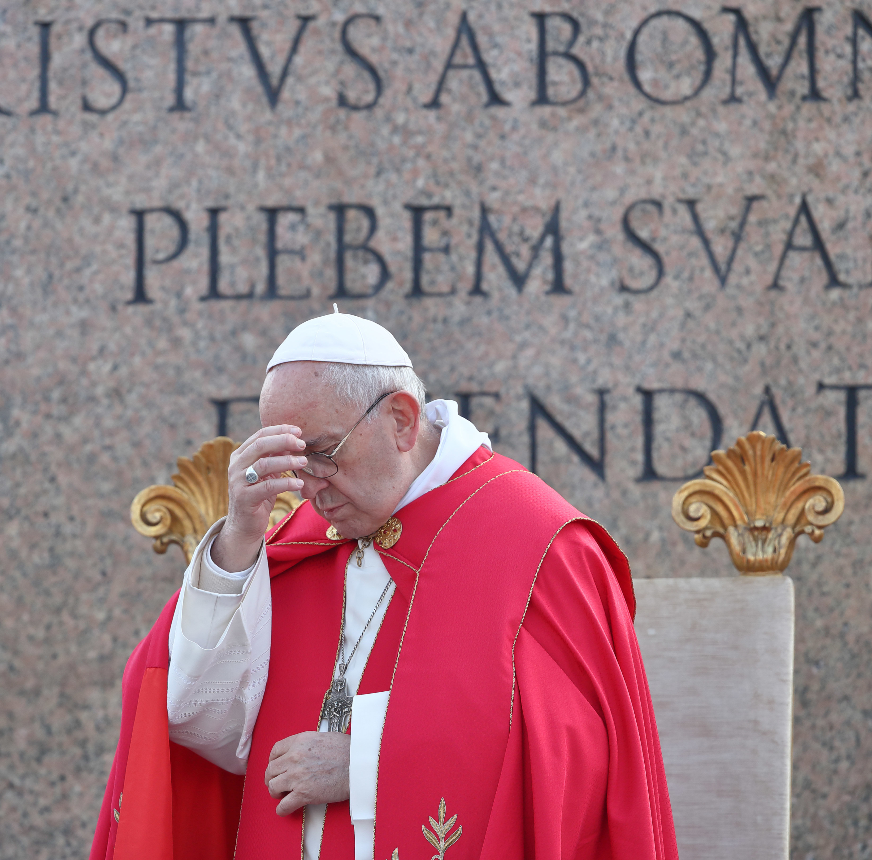 Pope Francis Responds To Fire At Notre Dame Cathedral | HuffPost