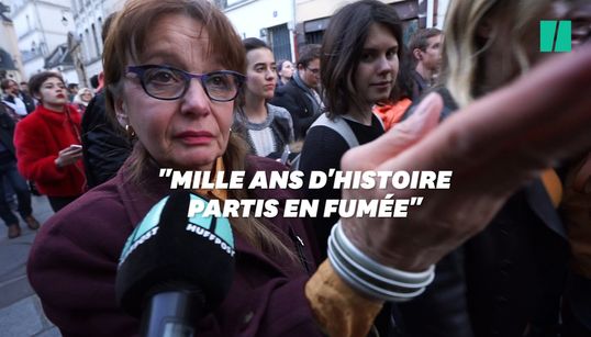 “Mille ans d’histoire partis en fumée”, témoignages de Parisiens sous le choc devant Notre Dame en