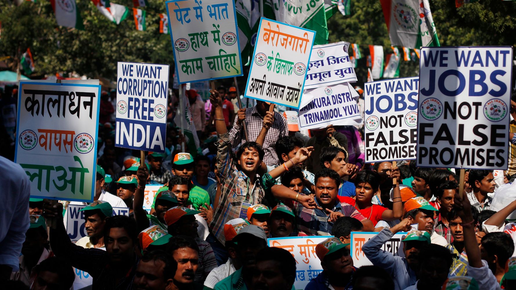 50 Lakh Men Lost Their Jobs After Demonetisation: Report | HuffPost null