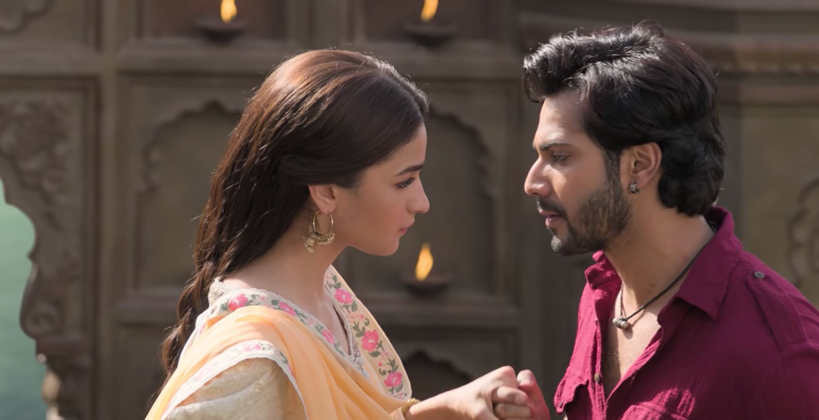 We Can't Take Our Eyes Off Alia And Madhuri In Kalank Teaser, Watch It Here  | HerZindagi