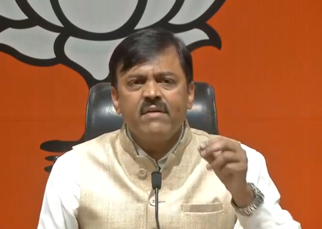 Shoe Thrown At BJP MP Narasimha Rao During Press