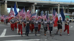 Le beau geste de solidarité des pompiers de New York après l’incendie à