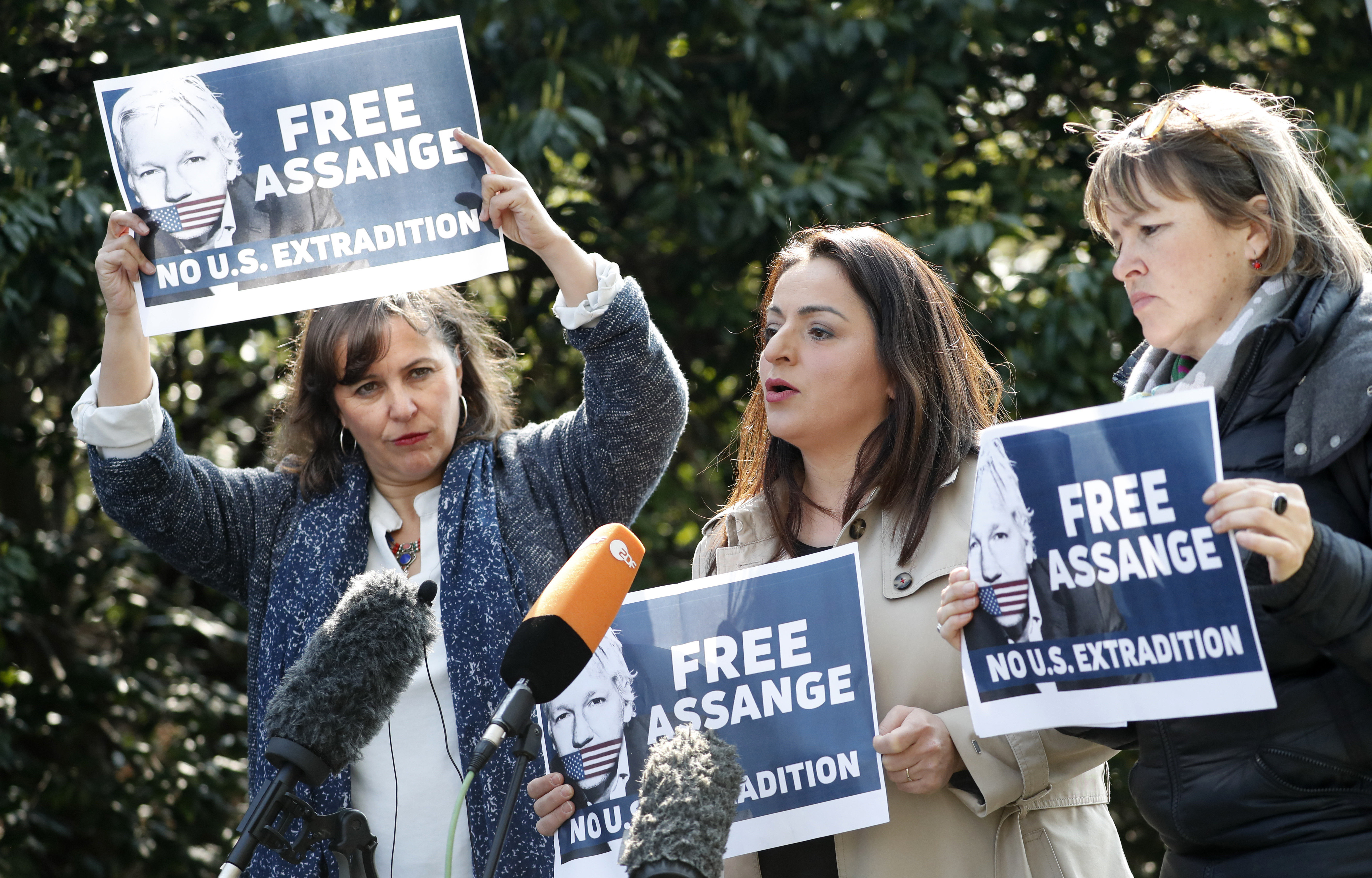 Why Academics Should Oppose Julian Assange's Extradition | HuffPost UK News