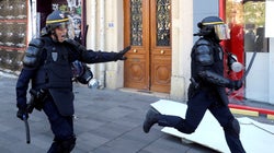 Le directeur de la police nationale répond à la “bêtise crasse” des gilets jaunes qui ont scandé