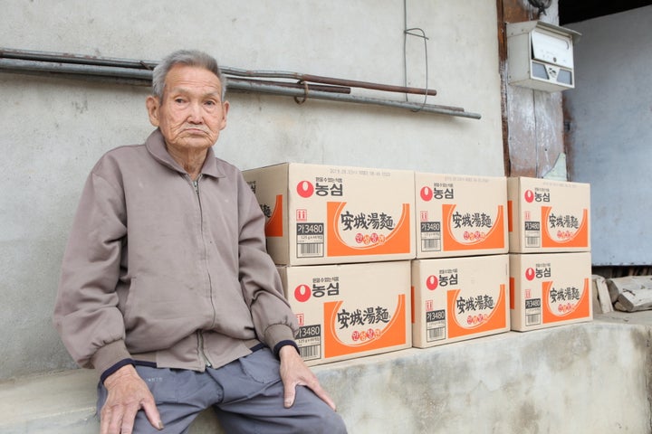 48년째 라면만 먹는 박병구(91세) 할아버지