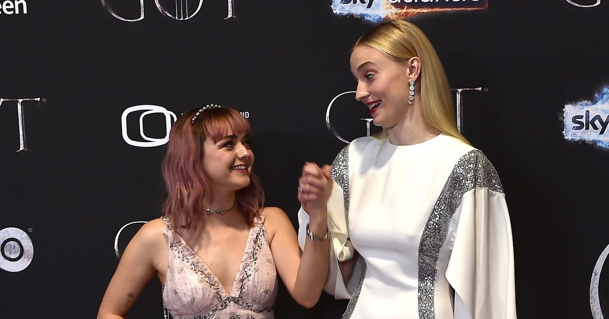 Did Sophie Turner forget to wear pants to 'Game of Thrones' co