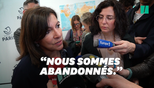 Pour Hidalgo, le “déni de réalité” de l’État face aux réfugiés “fait monter les
